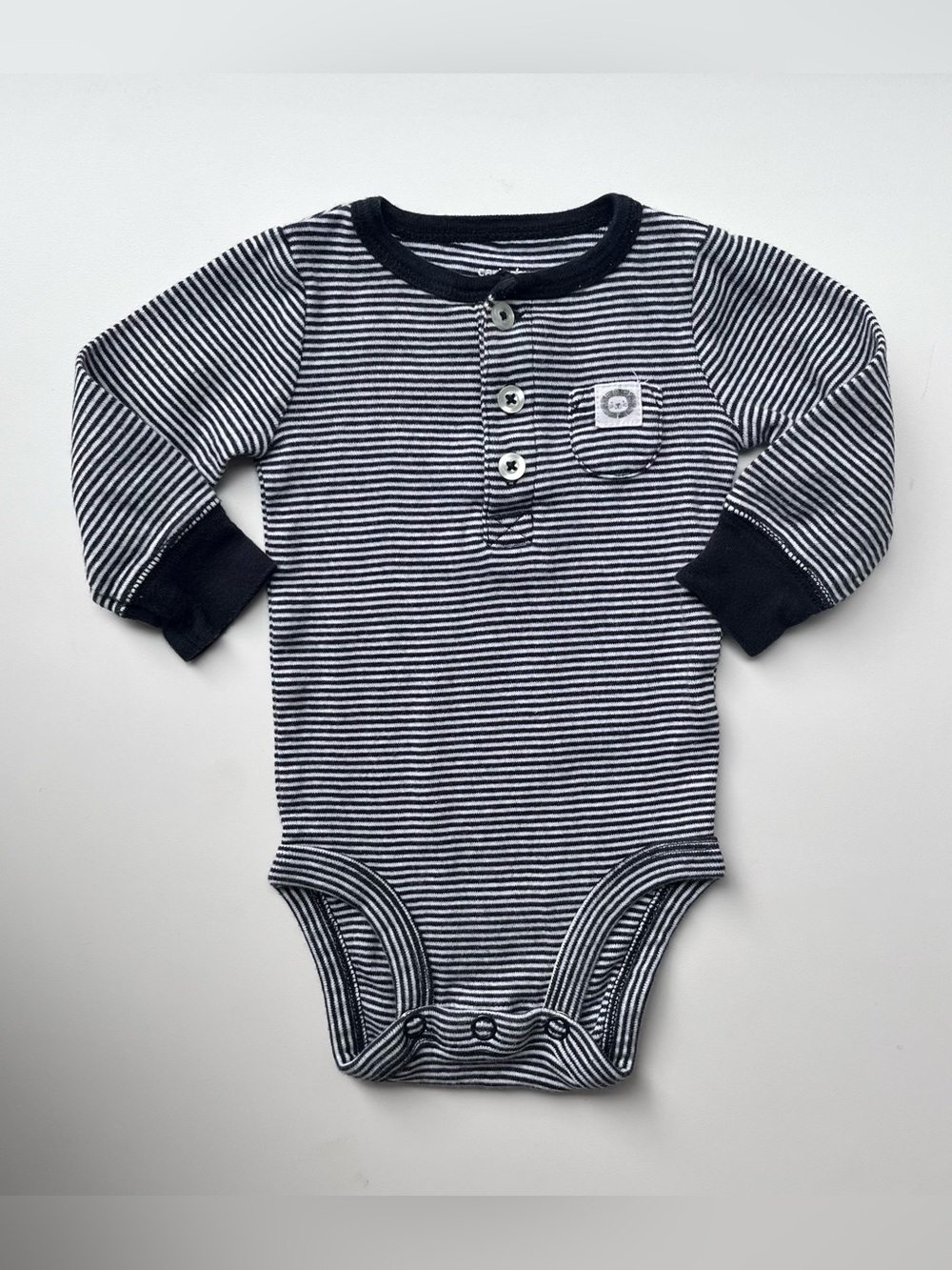 3/$10 CARTERS Baby boy bodysuit 3m